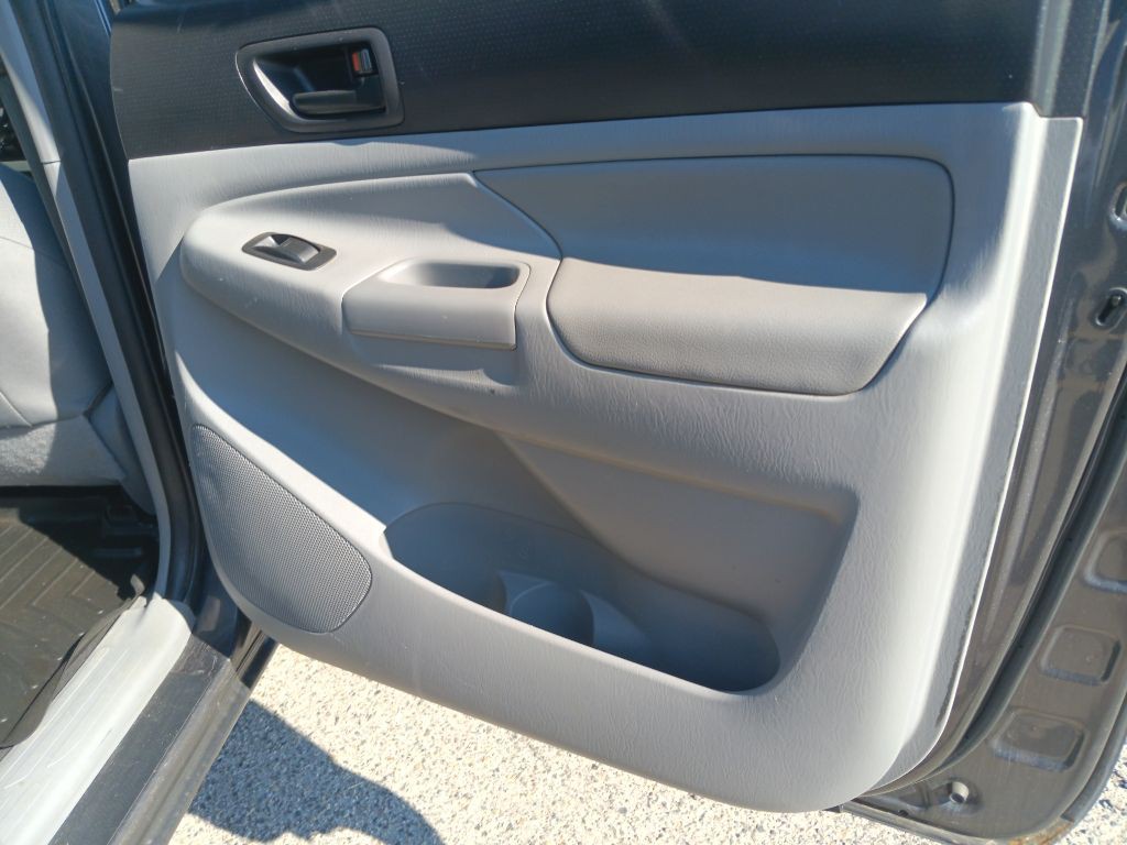 2012 Toyota Tacoma Image 13