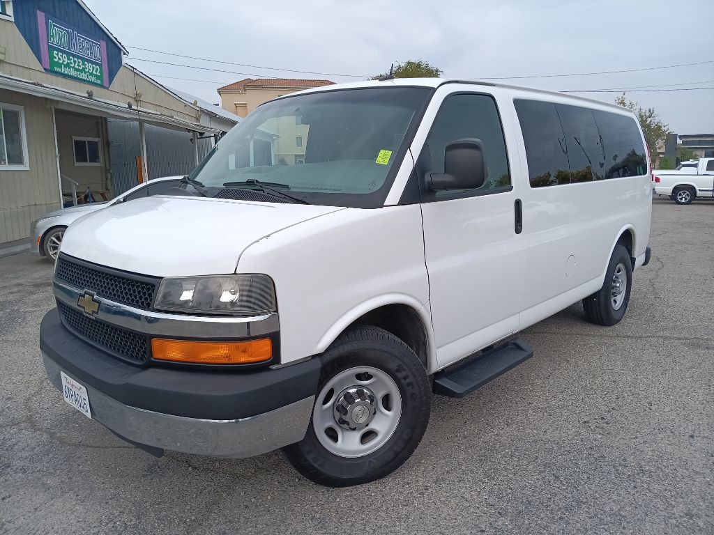 2012 Chevrolet Express Image 1