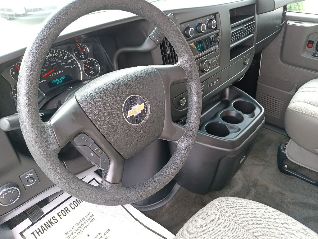 2012 Chevrolet Express Image 11