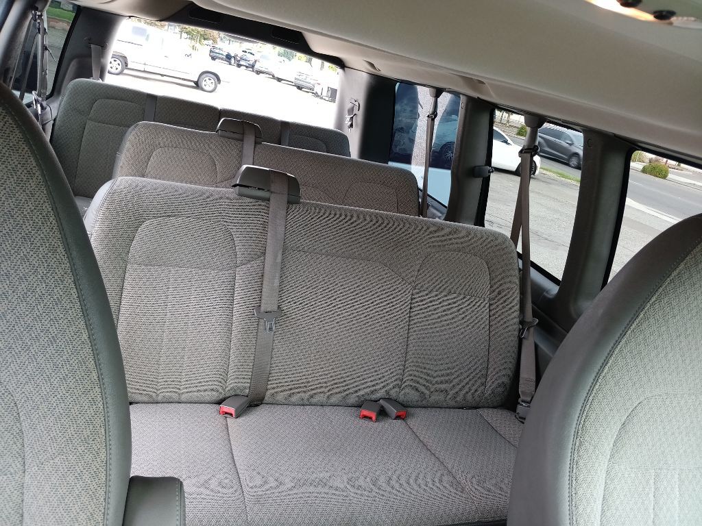 2012 Chevrolet Express Image 14