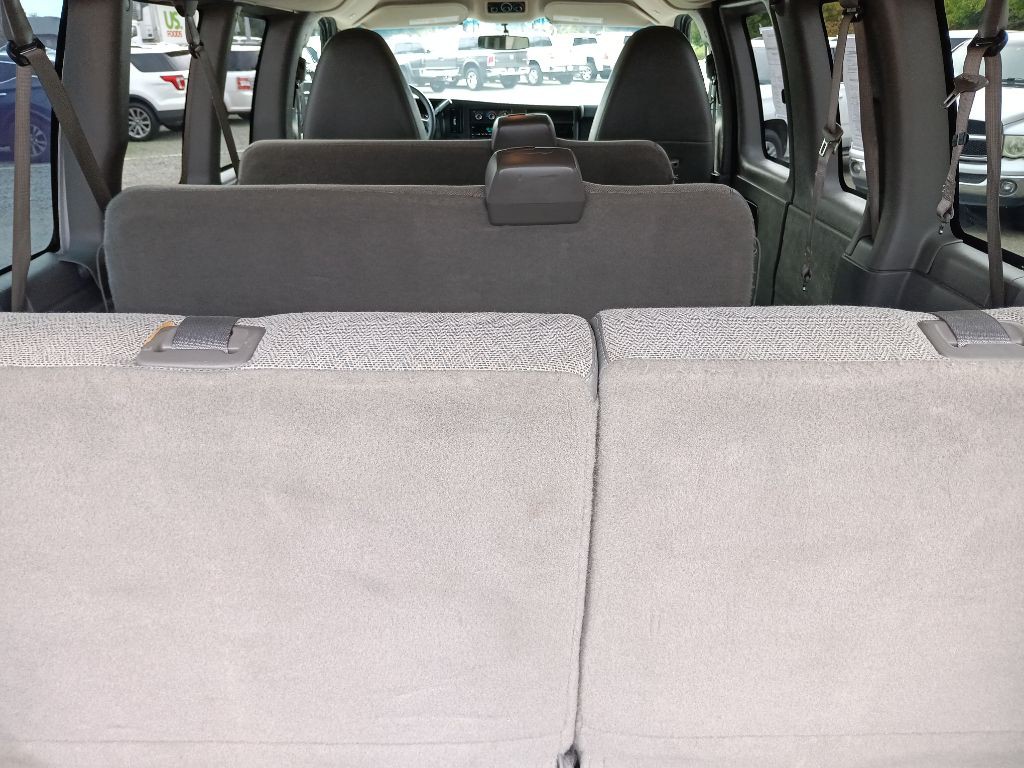 2012 Chevrolet Express Image 16