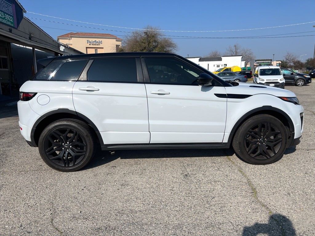 2016 Land Rover Range Rover Evoque Image 4