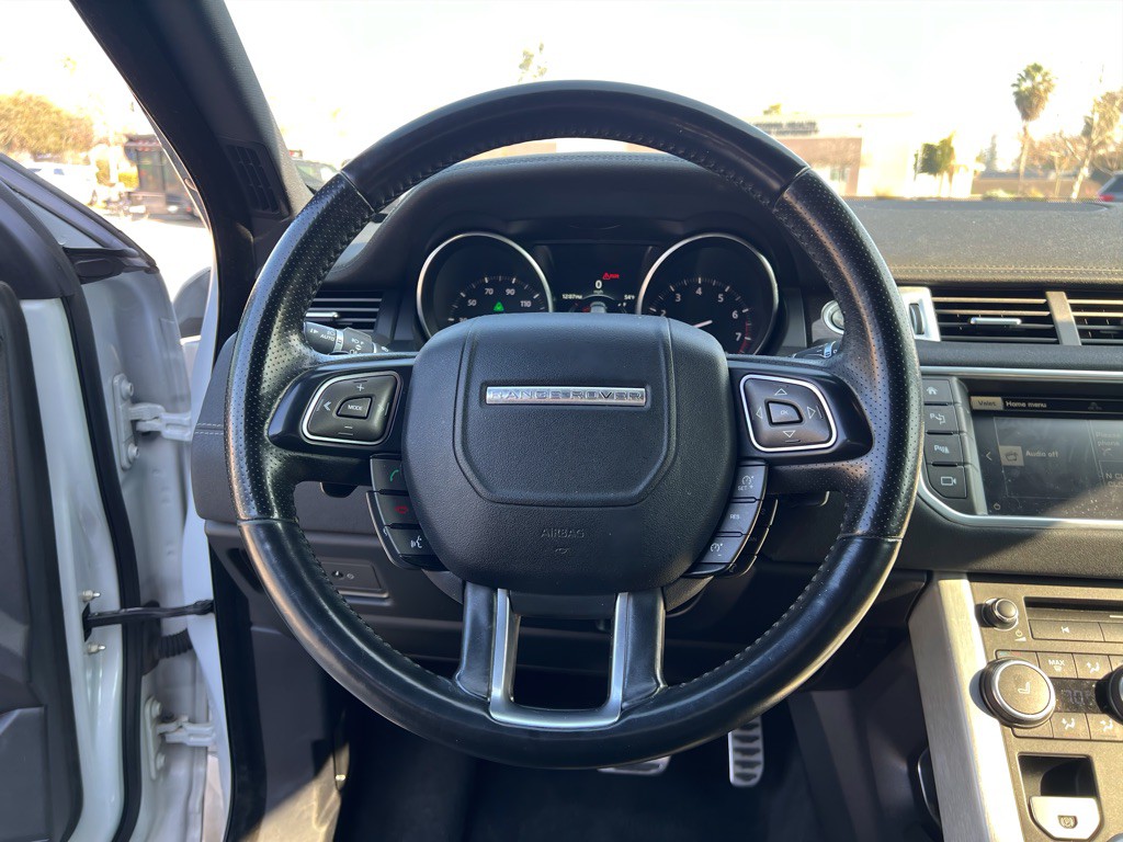 2016 Land Rover Range Rover Evoque Image 11