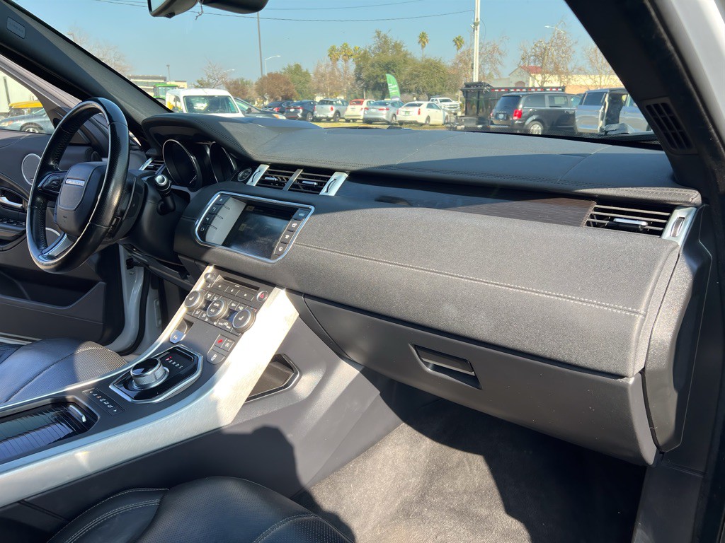 2016 Land Rover Range Rover Evoque Image 14