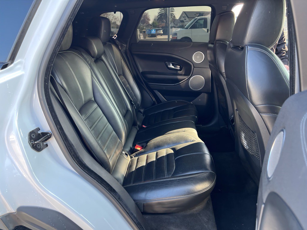 2016 Land Rover Range Rover Evoque Image 19