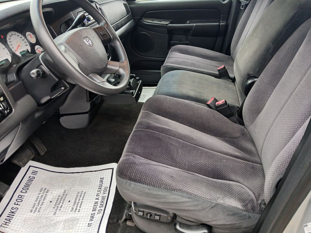 2005 Dodge Ram 1500 Image 9