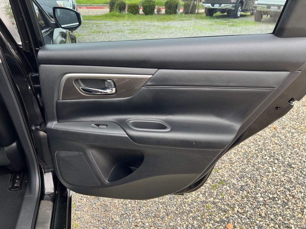 2013 Nissan Altima Image 23