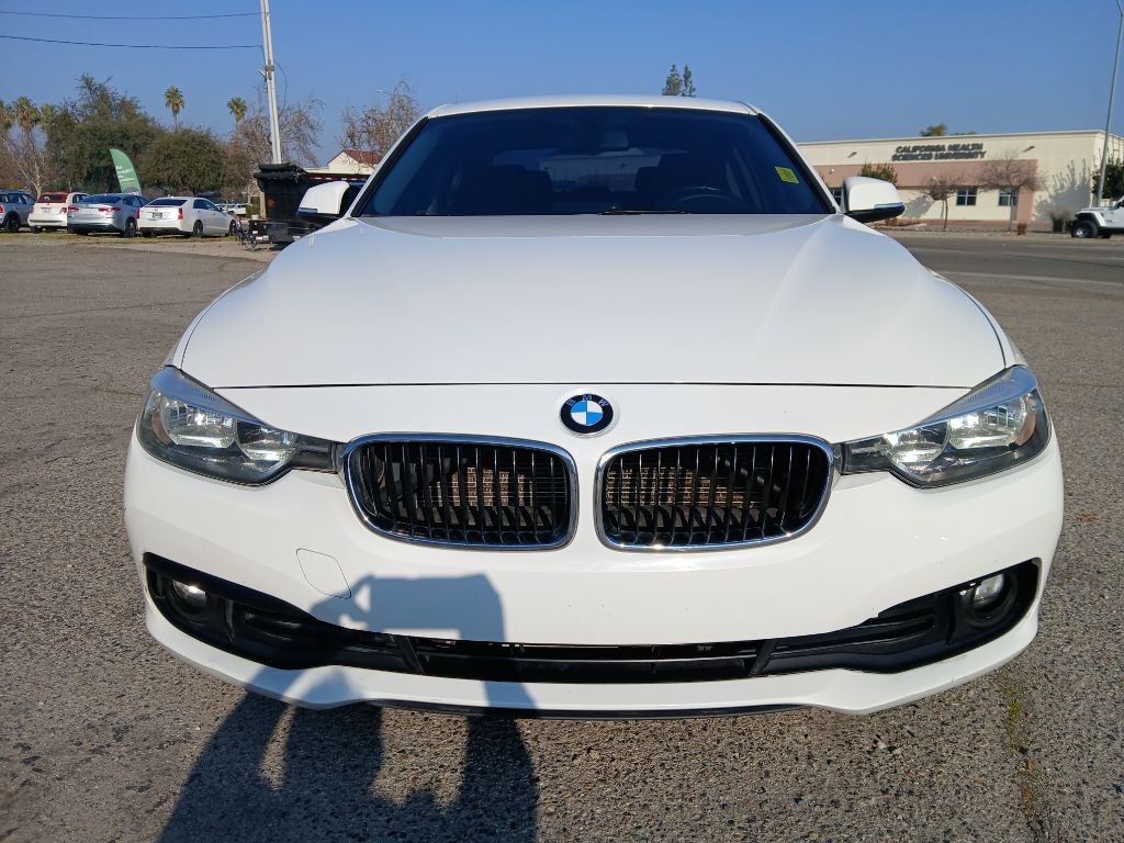 2016 BMW 3 Series Image 2