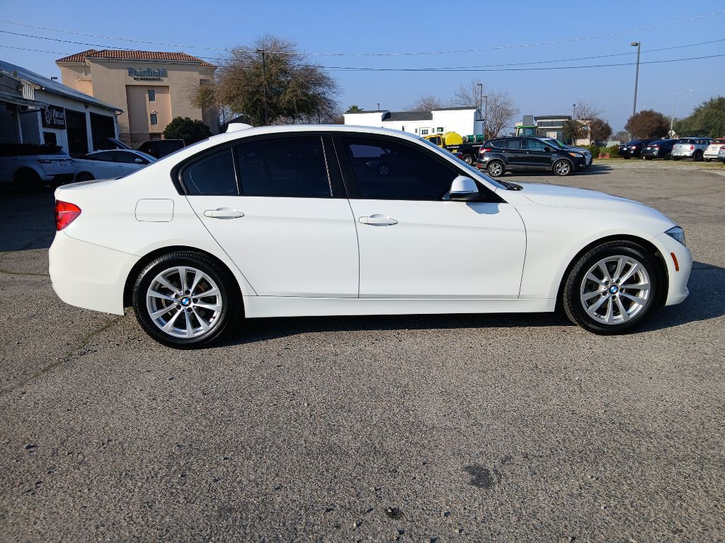 2016 BMW 3 Series Image 3