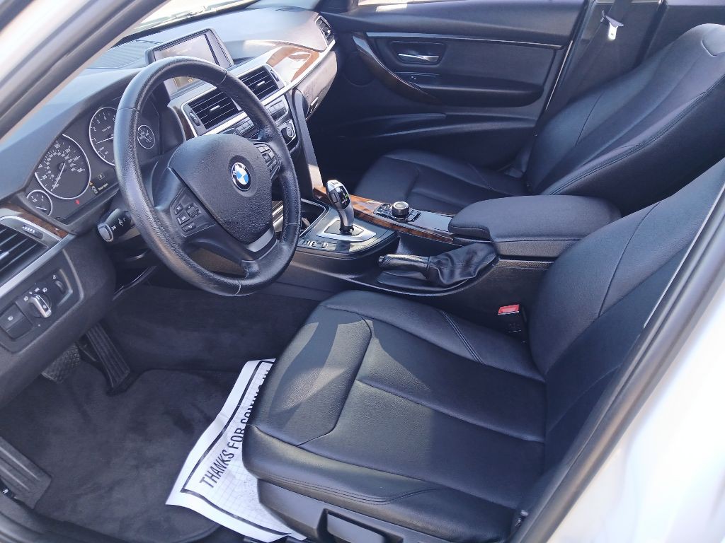 2016 BMW 3 Series Image 8
