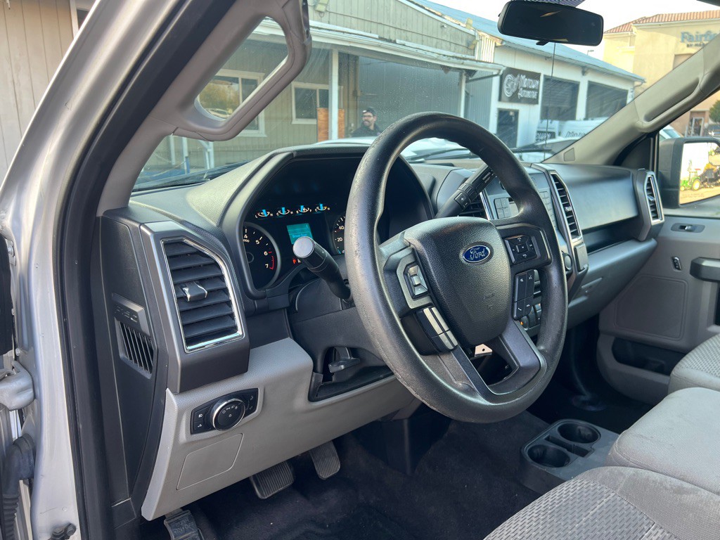 2016 Ford F-150 Image 9