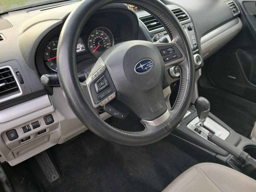 2016 Subaru Forester Image 9