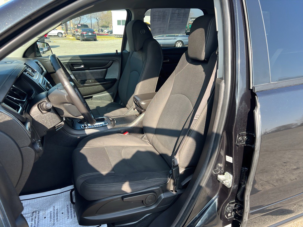 2015 GMC Acadia Image 9