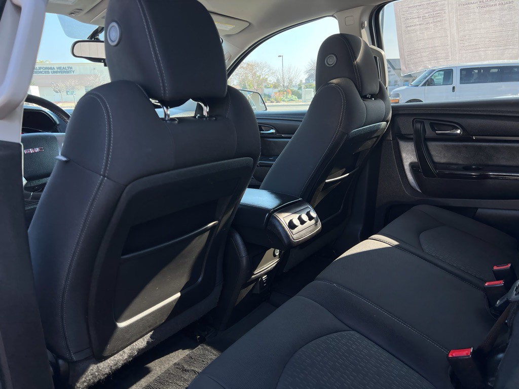 2015 GMC Acadia Image 18