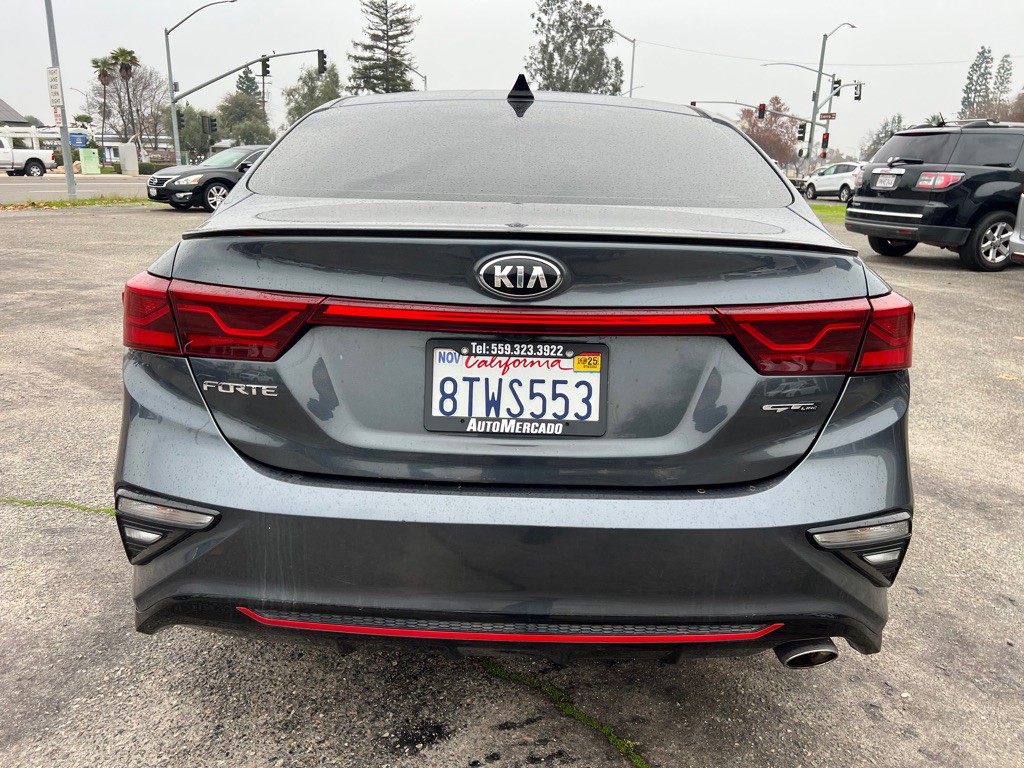 2021 Kia Forte Image 6