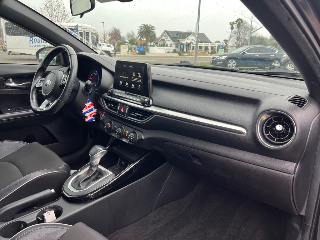 2021 Kia Forte Image 10