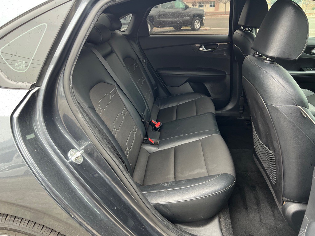 2021 Kia Forte Image 15