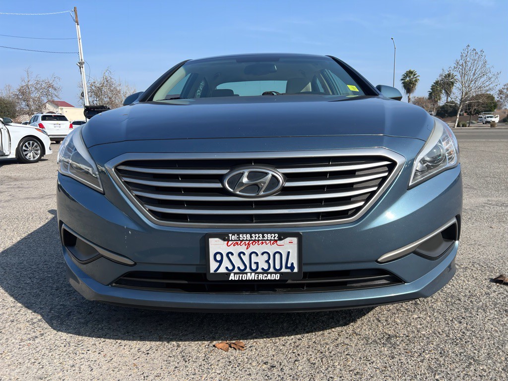 2016 Hyundai Sonata Image 2