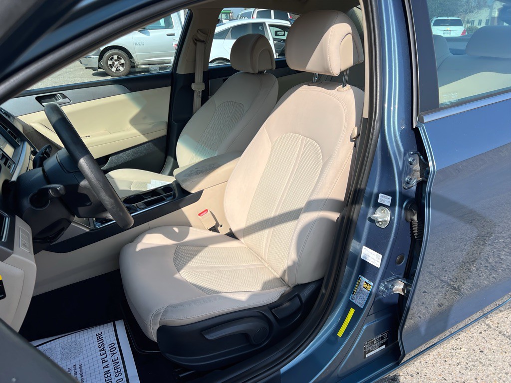2016 Hyundai Sonata Image 10