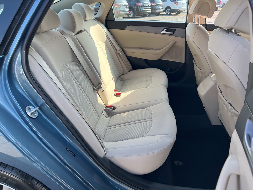 2016 Hyundai Sonata Image 21