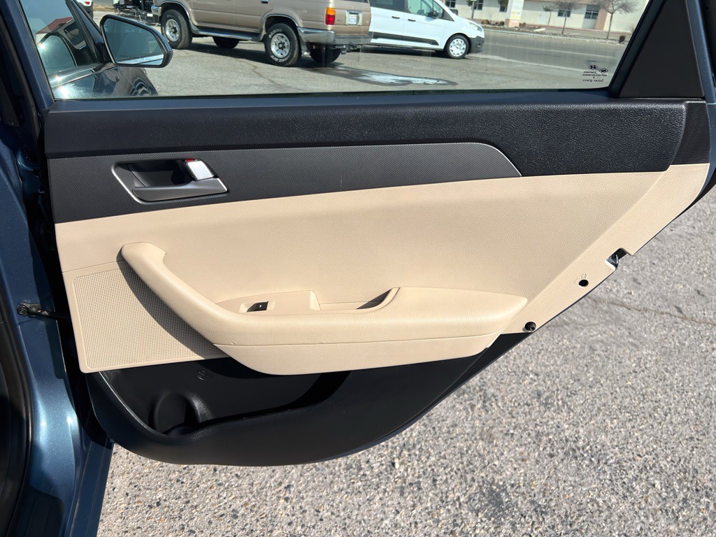 2016 Hyundai Sonata Image 22