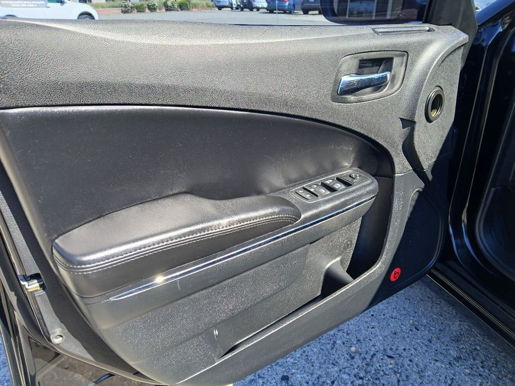 2013 Dodge Charger Image 7