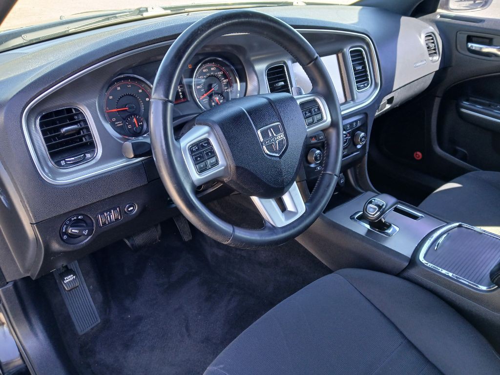 2013 Dodge Charger Image 9