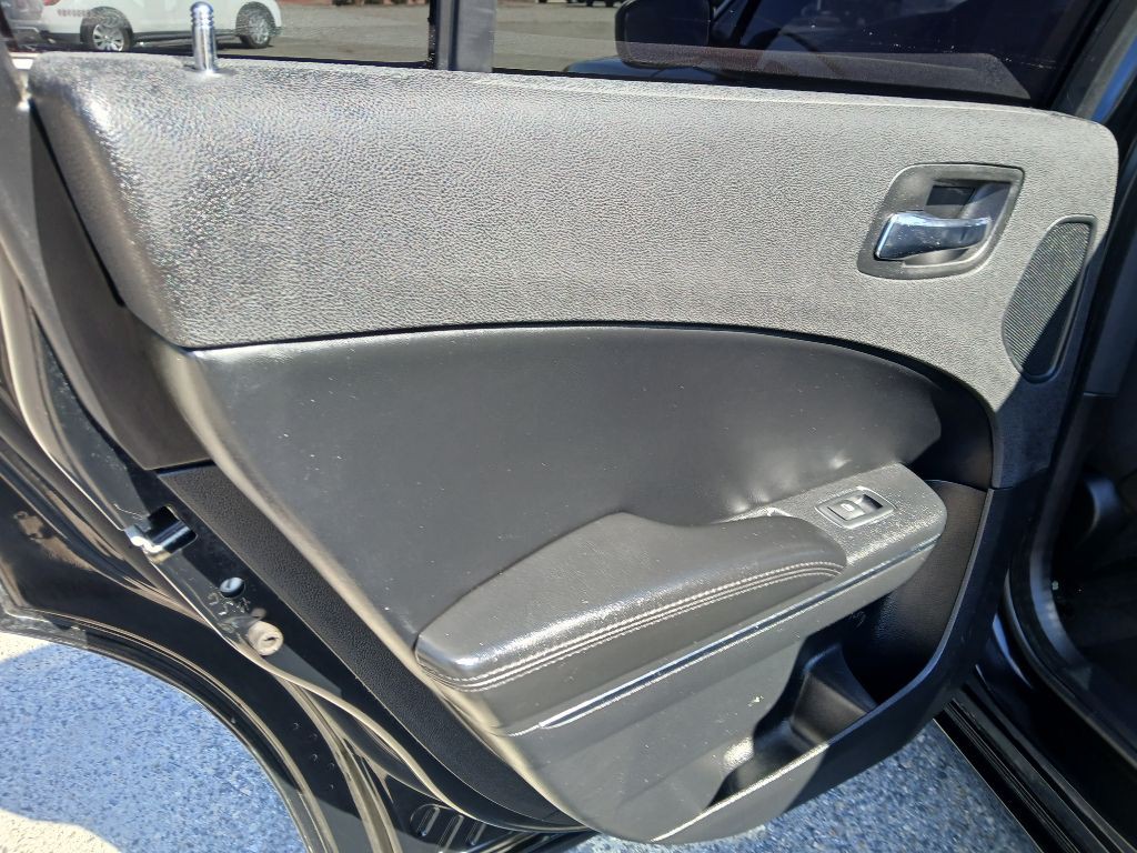 2013 Dodge Charger Image 13