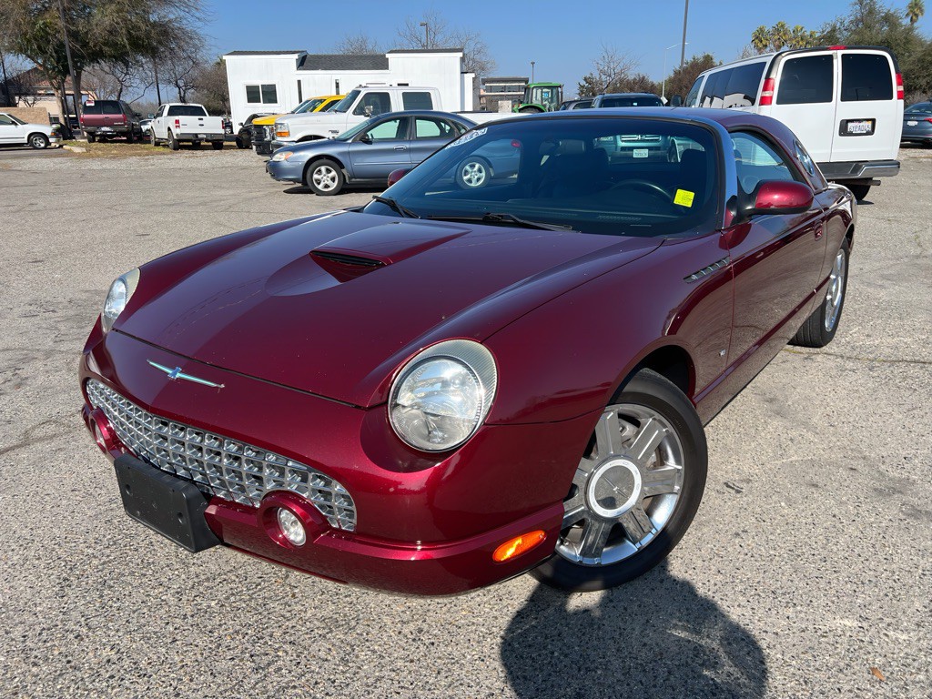 2004 Ford Thunderbird Image 2
