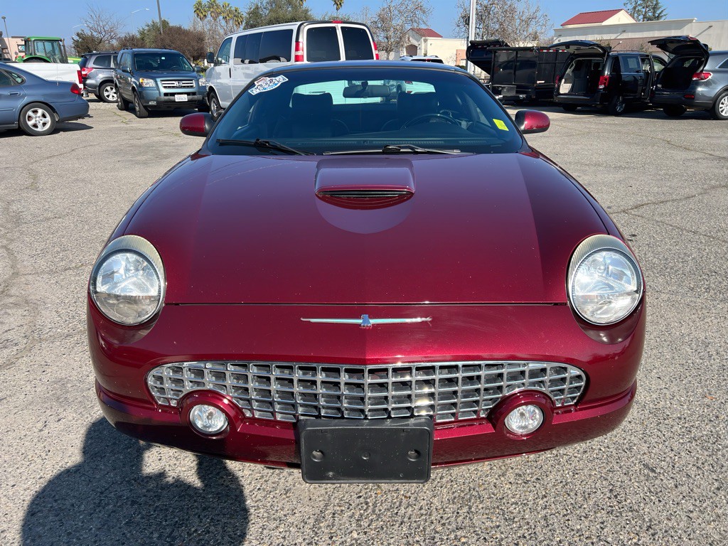 2004 Ford Thunderbird Image 4