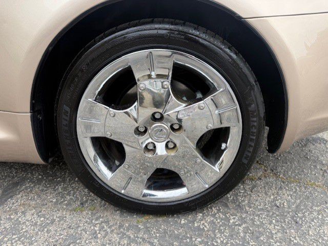 2004 Lexus SC Image 10