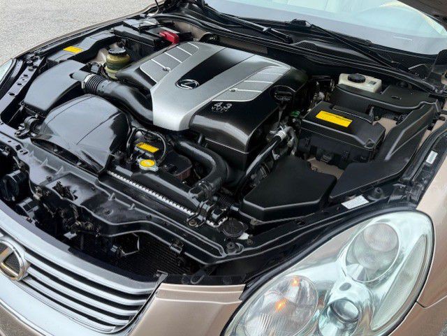 2004 Lexus SC Image 14