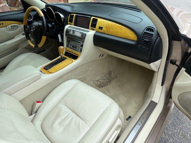 2004 Lexus SC Image 22