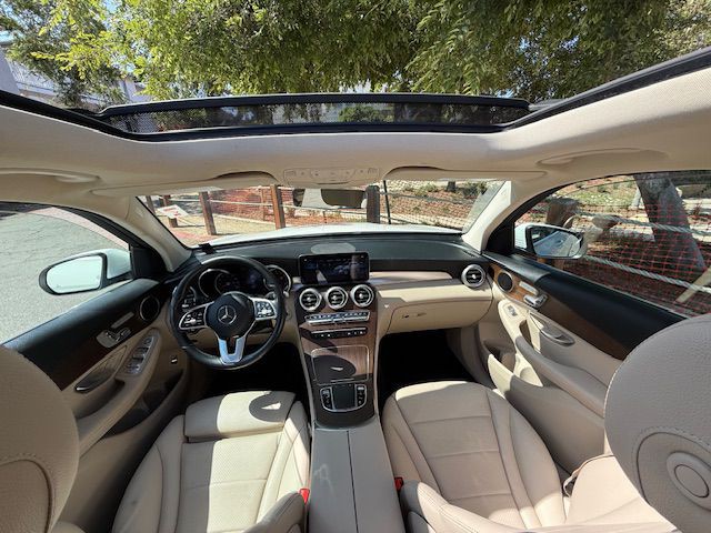 2021 Mercedes-Benz GLC-Class Image 38