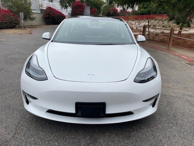 2022 Tesla Model 3 Image 4