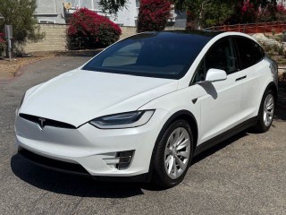 Image for 2016 Tesla Model X 90D ID: 6631623