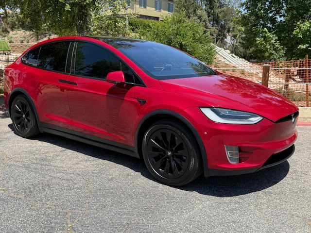 2017 Tesla Model X Image 7