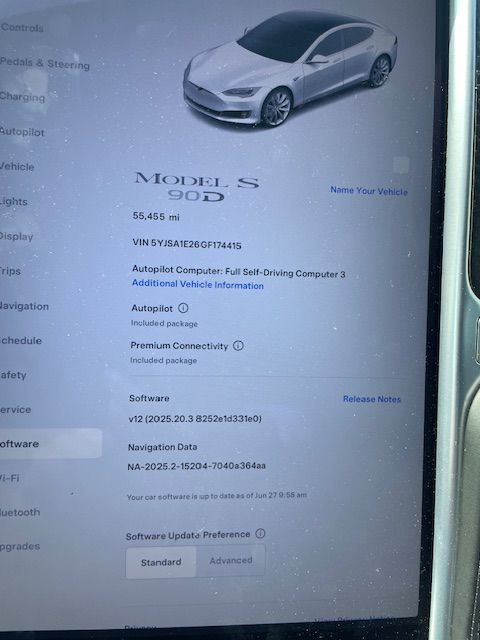 2016 Tesla Model S Image 4