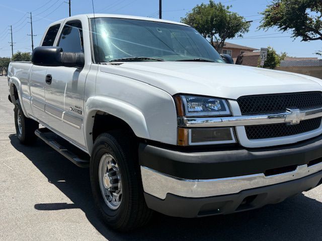 2004 Chevrolet Silverado 1500 Image 4