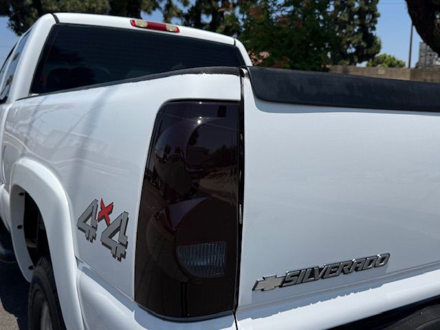 2004 Chevrolet Silverado 1500 Image 6