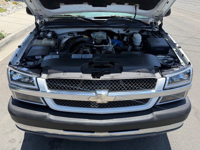 2004 Chevrolet Silverado 1500 Image 15