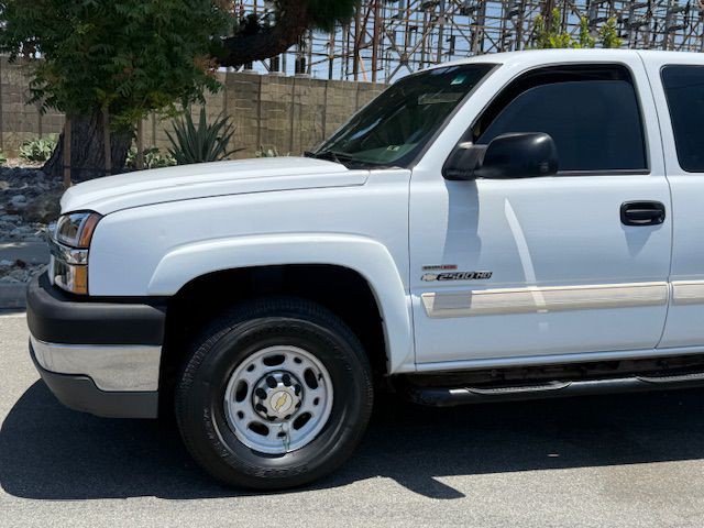2004 Chevrolet Silverado 1500 Image 17