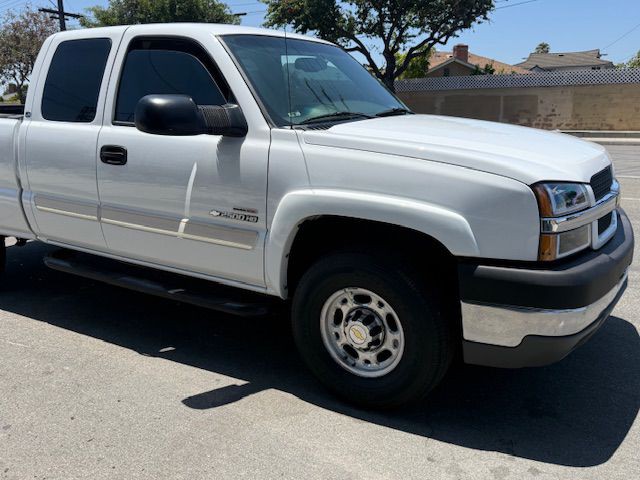 2004 Chevrolet Silverado 1500 Image 21