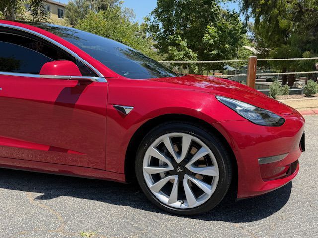 2018 Tesla Model 3 Image 15