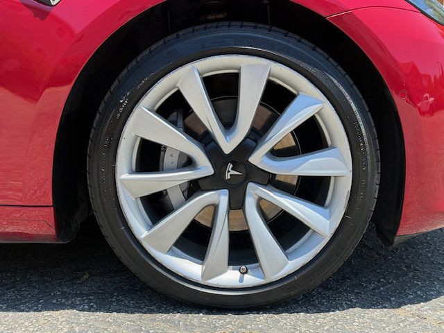 2018 Tesla Model 3 Image 17