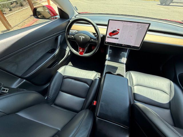 2018 Tesla Model 3 Image 23