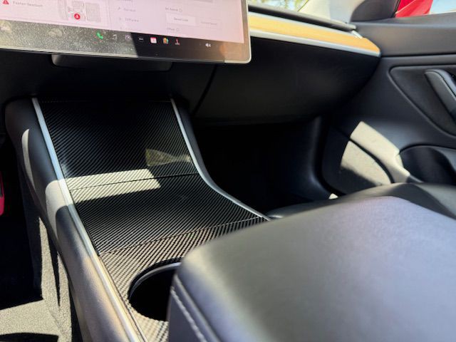 2018 Tesla Model 3 Image 26
