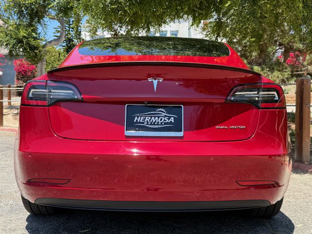 2018 Tesla Model 3 Image 31
