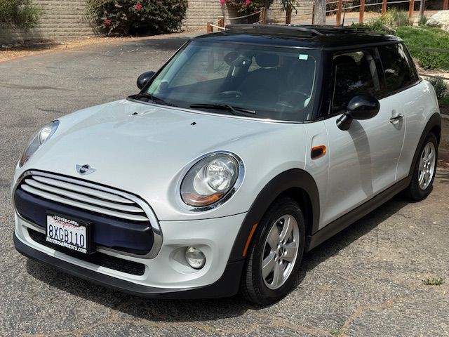 2015 MINI Cooper Image 15