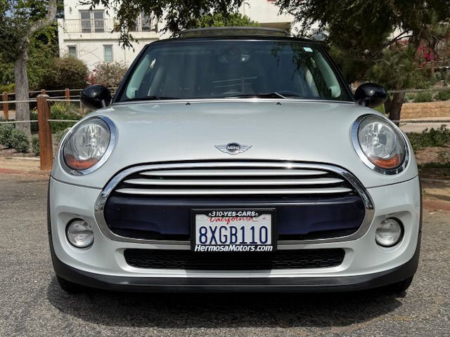 2015 MINI Cooper Image 17